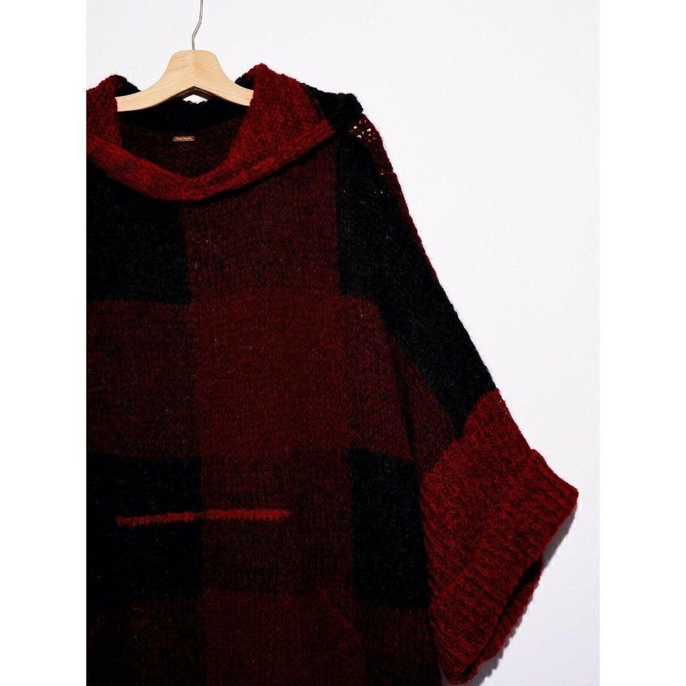 NWT FREE PEOPLE MEET ME PLAID PONCHO - Picture 3 of 3